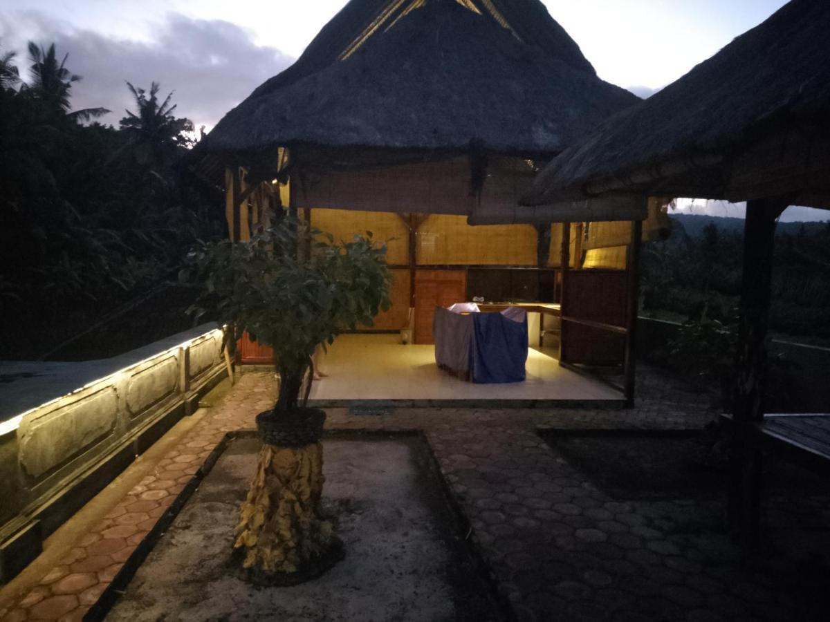 Pondok Diana Yuki Jasri Exterior photo